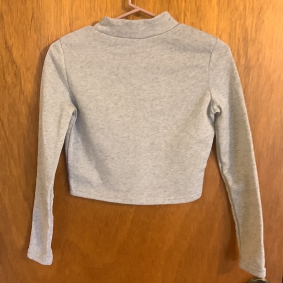 Cropped sweatshirt - Picture 2 of 2